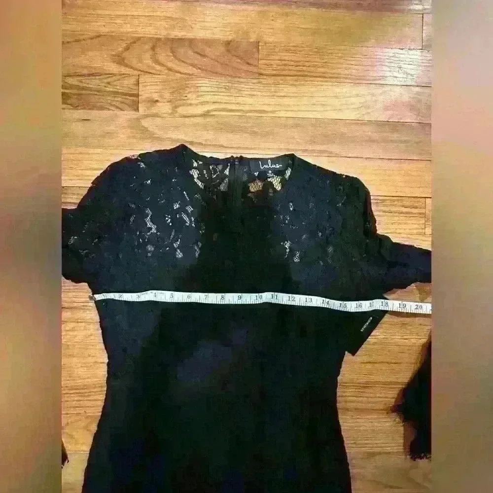 NWT Enrapturing Elegance Black Lace Long Sleeve Midi Dress Size Small - Picture 5 of 7
